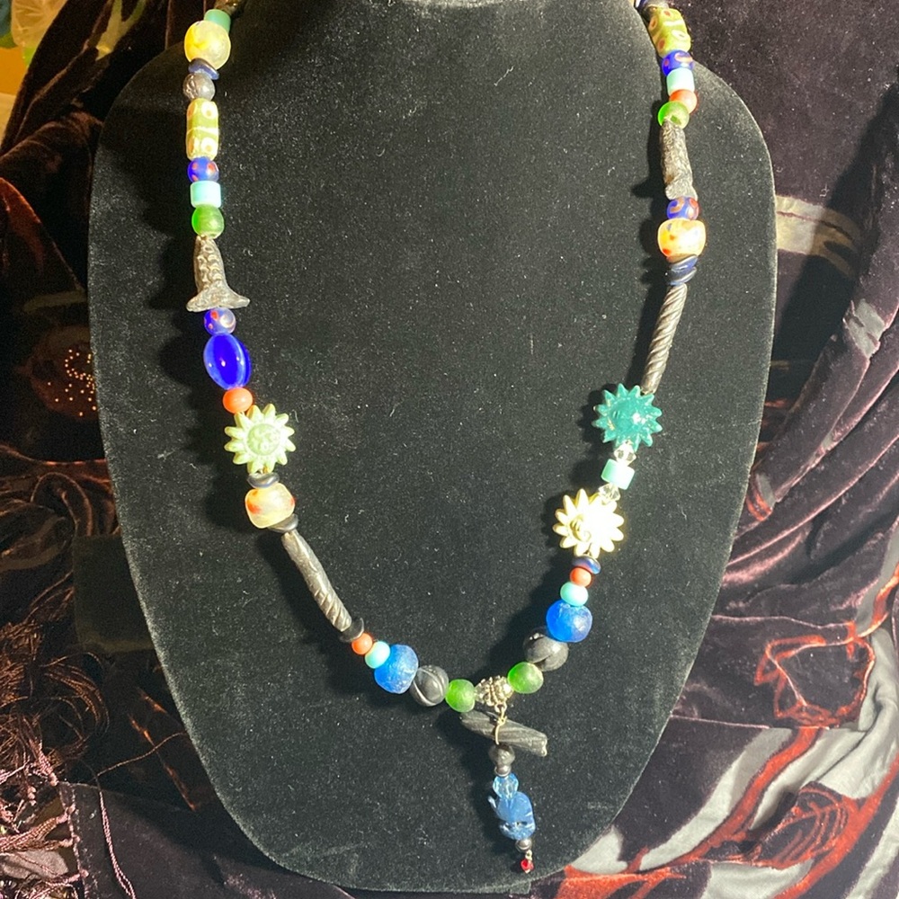 Source Unknown Multicolor Beaded Necklace